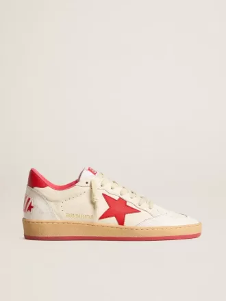 Zapatillas Ball Star Wishes de mujer en piel blanca con estrella roja y lengüeta en el talón Zapatillas Ball Star Wishes de mujer en piel blanca con estrella roja y lengüeta en el talón