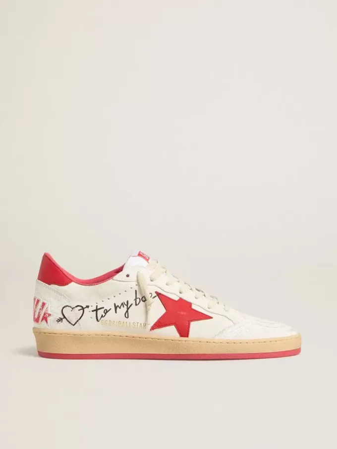 Zapatillas Ball Star Wishes de mujer en piel blanca con estrella roja y lengüeta en el talón Zapatillas Ball Star Wishes de mujer en piel blanca con estrella roja y lengüeta en el talón