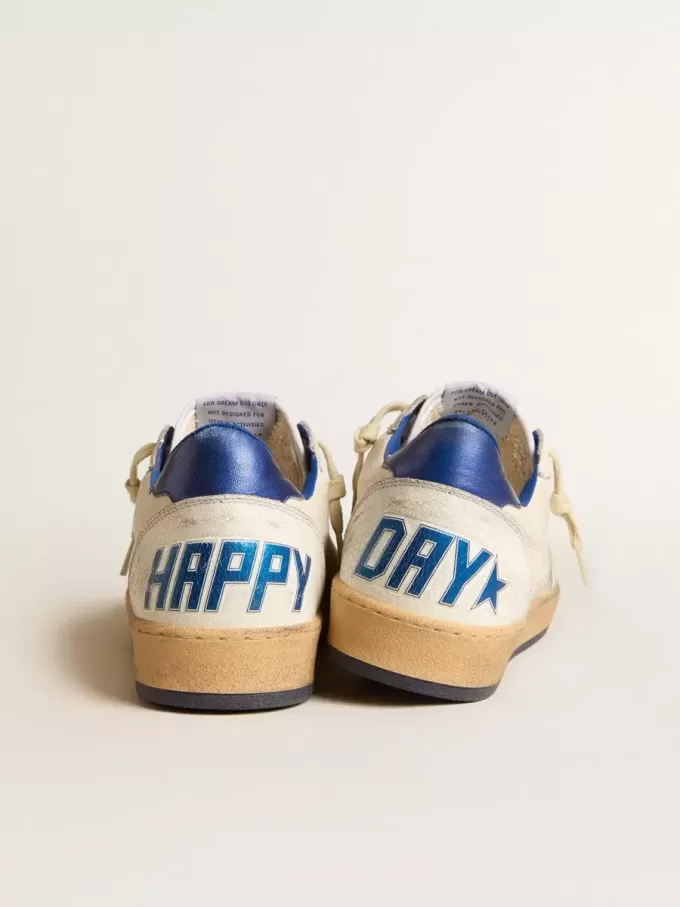 Zapatillas Ball Star Wishes para hombre en piel napa blanca con estrella azul brillante y lengüeta en el talón Zapatillas Ball Star Wishes para hombre en piel napa blanca con estrella azul brillante y lengüeta en el talón