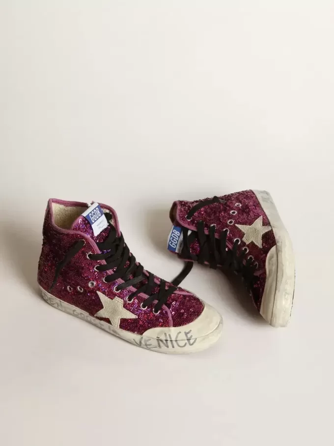Zapatillas Francy con lentejuelas y letras escritas a mano en la suela exterior