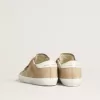 Zapatillas Old School para mujer en ante beige con lengüeta de cuero blanco en el talón Zapatillas Old School para mujer en ante beige con lengüeta de cuero blanco en el talón