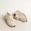 Zapatillas Running Sole LTD para mujer en napa con estrella de ante y lengüeta dorada en el talón Zapatillas Running Sole LTD para mujer en napa con estrella de ante y lengüeta dorada en el talón