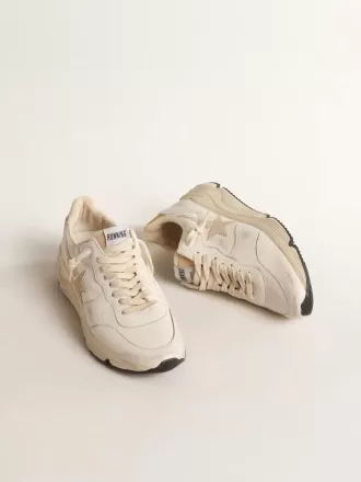 Zapatillas Running Sole LTD para mujer en napa con estrella de ante y lengüeta dorada en el talón Zapatillas Running Sole LTD para mujer en napa con estrella de ante y lengüeta dorada en el talón