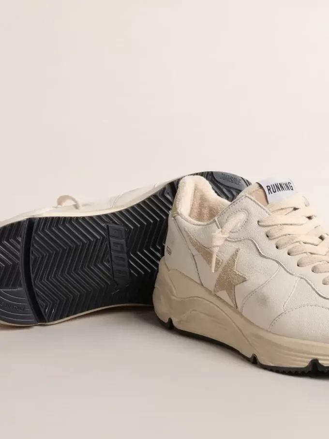 Zapatillas Running Sole LTD para mujer en napa con estrella de ante y lengüeta dorada en el talón Zapatillas Running Sole LTD para mujer en napa con estrella de ante y lengüeta dorada en el talón