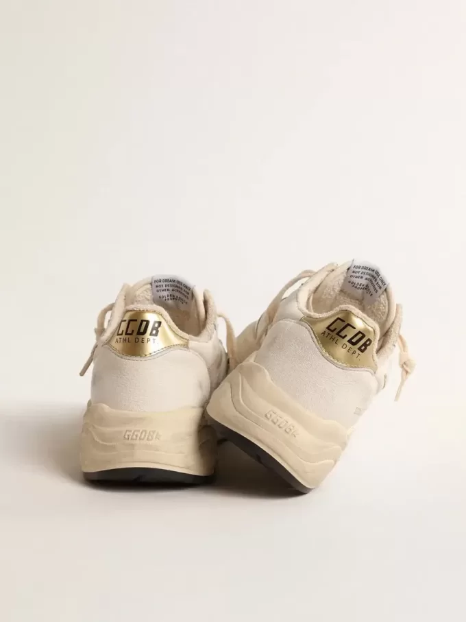 Zapatillas Running Sole LTD para mujer en napa con estrella de ante y lengüeta dorada en el talón Zapatillas Running Sole LTD para mujer en napa con estrella de ante y lengüeta dorada en el talón