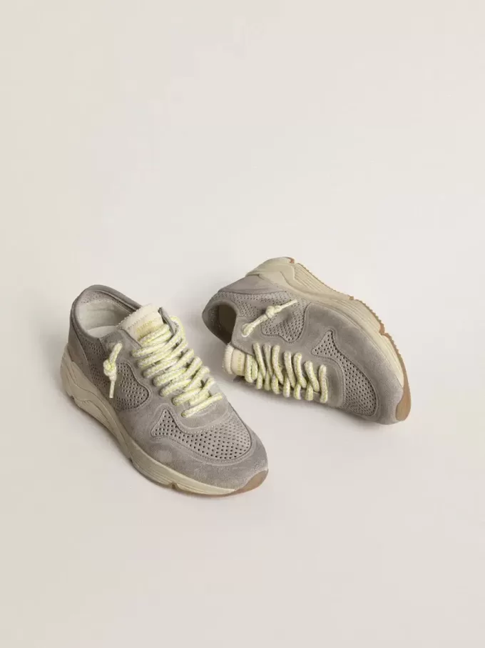Zapatillas Running Sole para mujer en ante gris con estrella y lengüeta en el talón en ante gris Zapatillas Running Sole para mujer en ante gris con estrella y lengüeta en el talón en ante gris