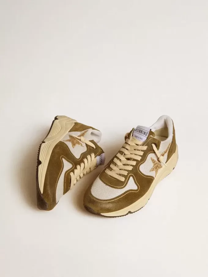 Zapatillas Running Sole para mujer en ante marrón y malla con estrella dorada brillante Zapatillas Running Sole para mujer en ante marrón y malla con estrella dorada brillante
