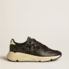 Zapatillas Running Sole para mujer en negro brillante con estrella de piel y lengüeta de nubuck en el talón