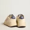 Zapatillas Running Sole para mujer en piel napa con estrella de piel rosa y lengüeta del talón en piel azul Zapatillas Running Sole para mujer en piel napa con estrella de piel rosa y lengüeta del talón en piel azul