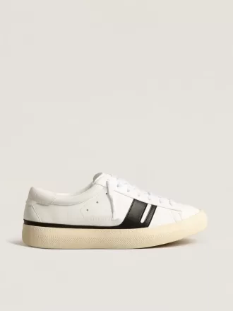 Zapatillas sostenibles Yatay Modelo 1B con parte superior blanca de origen biológico y Y negra Zapatillas sostenibles Yatay Modelo 1B con parte superior blanca de origen biológico y Y negra
