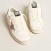 Zapatillas Stardan con estrella y lengüeta del talón de piel rosa texturizada Zapatillas Stardan con estrella y lengüeta del talón de piel rosa texturizada