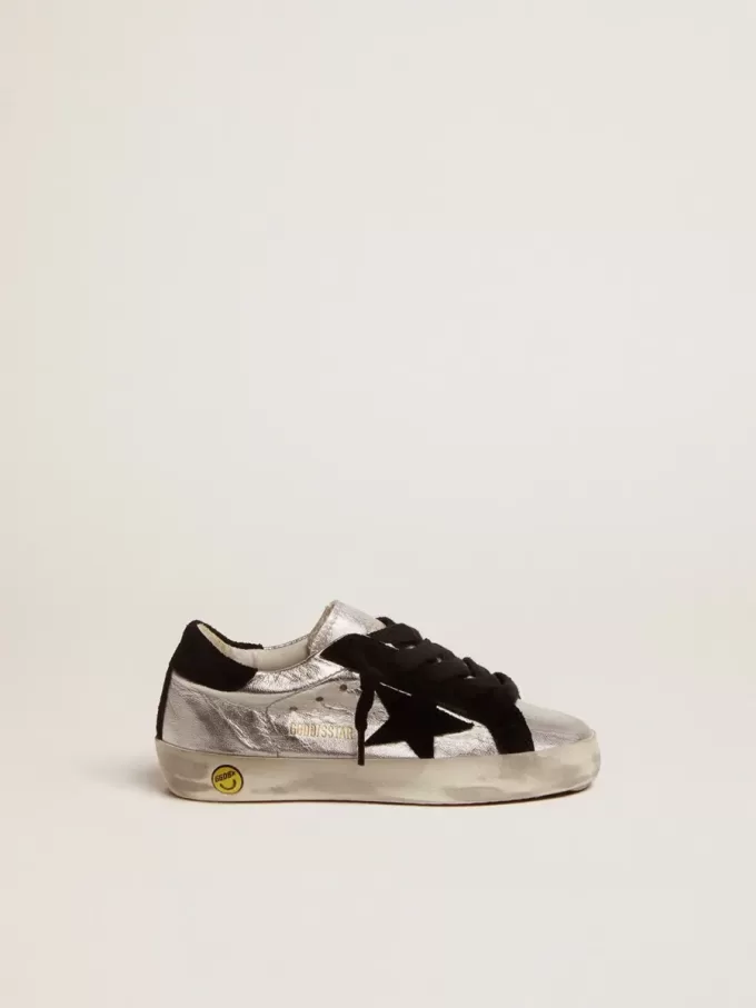 Zapatillas Super-Star en piel plateada con inserciones de ante Zapatillas Super-Star en piel plateada con inserciones de ante