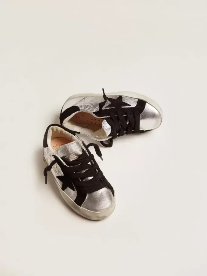 Zapatillas Super-Star en piel plateada con inserciones de ante Zapatillas Super-Star en piel plateada con inserciones de ante