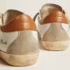 Zapatillas Super-Star para hombre con estrella de ante y lengüeta marrón en el talón Zapatillas Super-Star para hombre con estrella de ante y lengüeta marrón en el talón