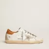 Zapatillas Super-Star para mujer con estrella de ante y lengüeta marrón en el talón Zapatillas Super-Star para mujer con estrella de ante y lengüeta marrón en el talón