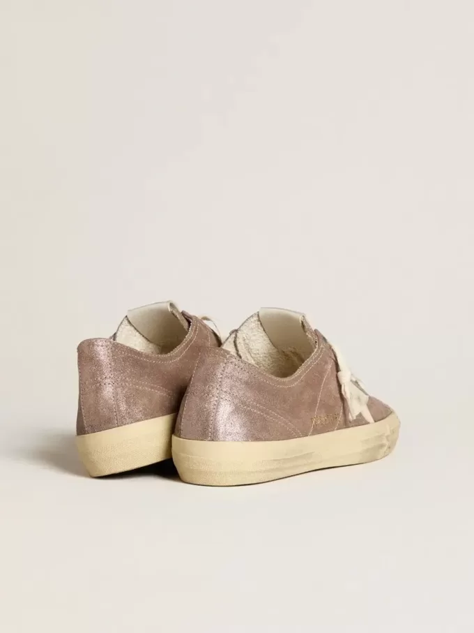 Zapatillas V-Star para mujer en ante metalizado marrón claro con estrella de cuero color crema Zapatillas V-Star para mujer en ante metalizado marrón claro con estrella de cuero color crema