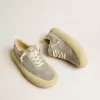 Zapatos Space-Star para mujer en ante gris hielo con estrella perforada Zapatos Space-Star para mujer en ante gris hielo con estrella perforada