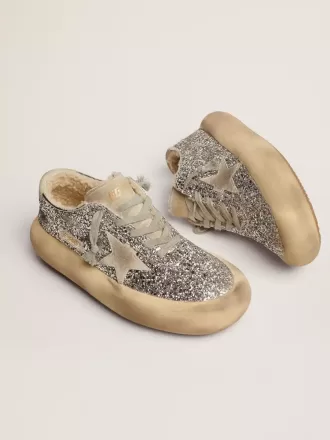 Zapatos Space-Star para mujer en plata brillante con forro de borreguillo Zapatos Space-Star para mujer en plata brillante con forro de borreguillo